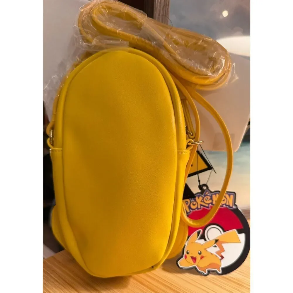 Danielle Nicole Think Geek Pikachu Pokémon Crossbody Bag NWT - Picture 5 of 5